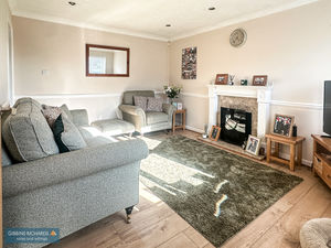 Living Room- click for photo gallery